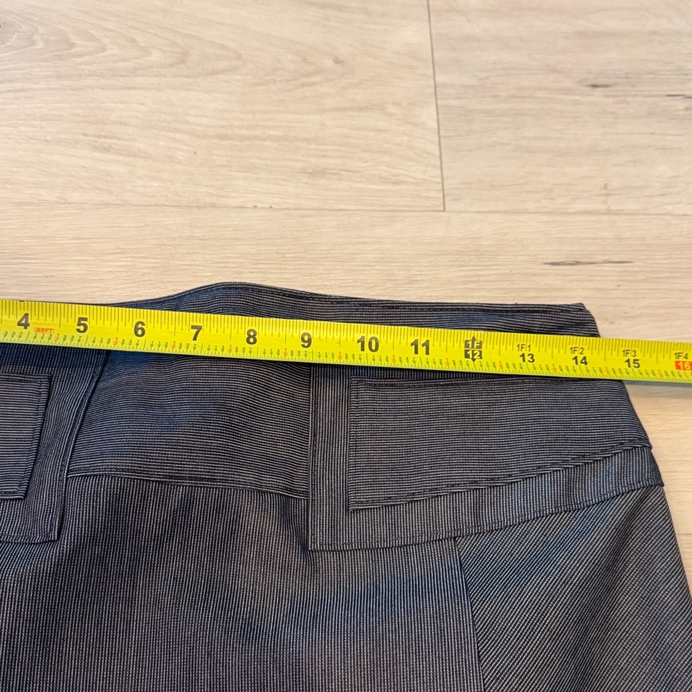Express Design Studio NWOT Navy Midi Skirt - Picture 6 of 9